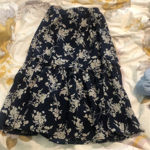 Pretty floral skirt long